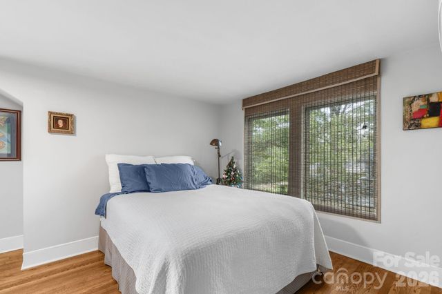 664 Lakeshore Drive, Asheville, NC 28804