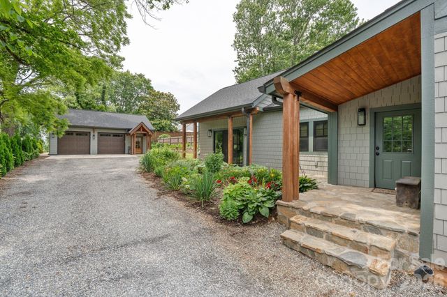 664 Lakeshore Drive, Asheville, NC 28804
