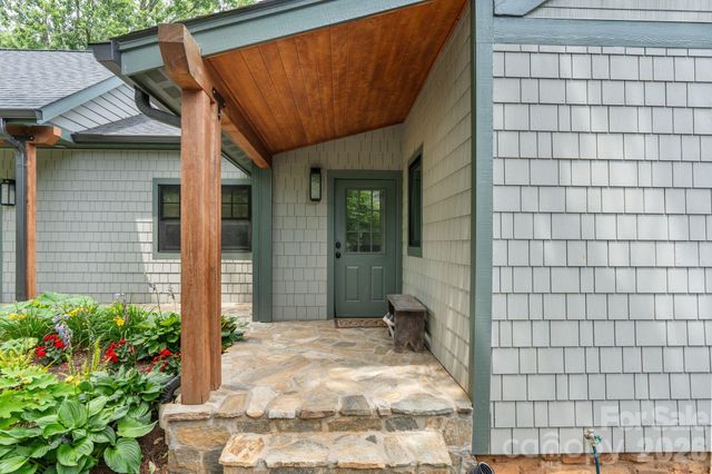 664 Lakeshore Drive, Asheville, NC 28804