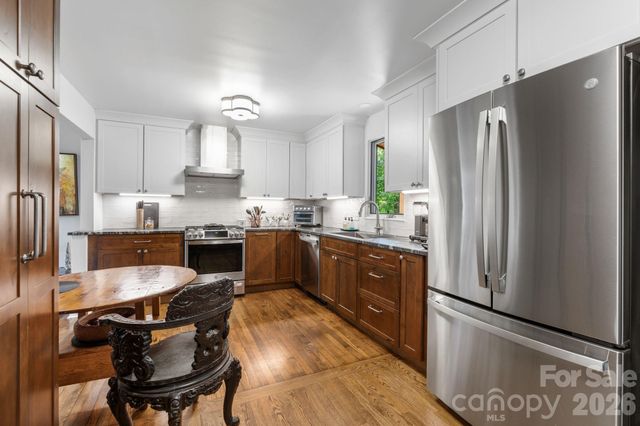 664 Lakeshore Drive, Asheville, NC 28804