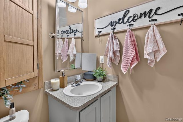 828 Alana Court, Davison, MI 48423