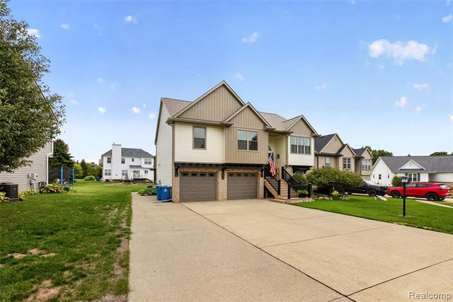 828 Alana Court, Davison, MI 48423