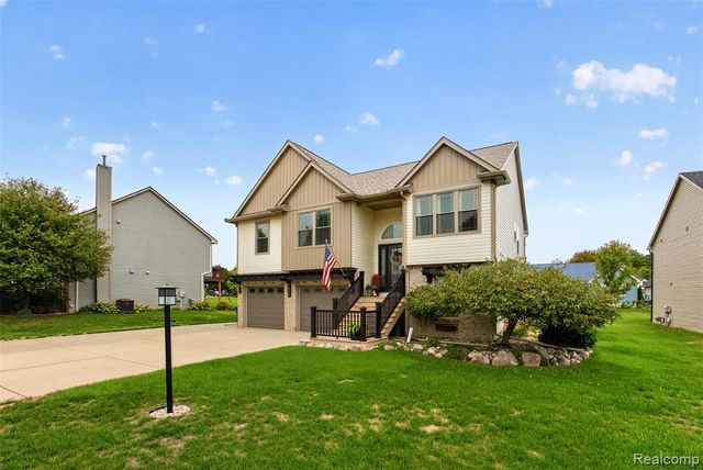 828 Alana Court, Davison, MI 48423