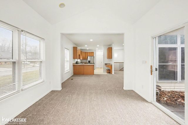 1593 Club House Court, Pontiac, MI 48340