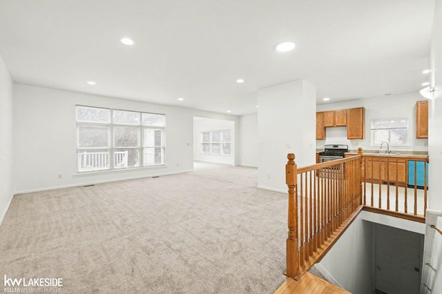 1593 Club House Court, Pontiac, MI 48340