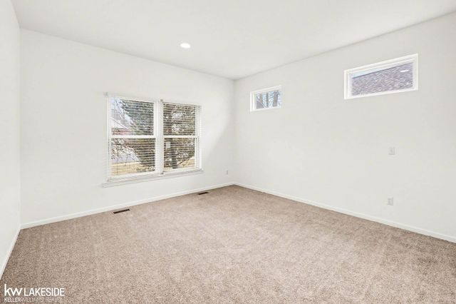 1593 Club House Court, Pontiac, MI 48340