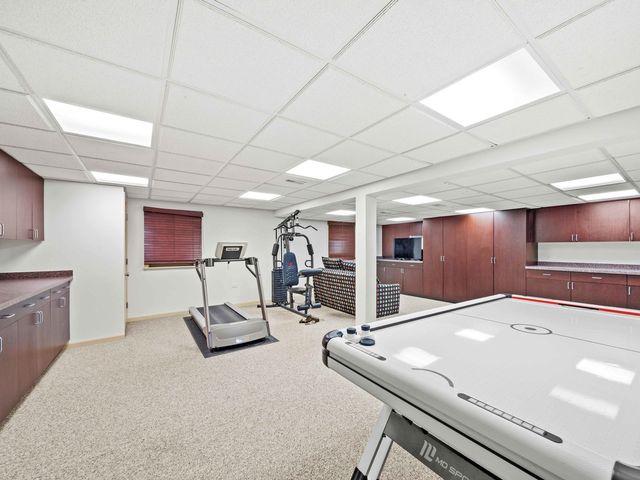 2409 The Strand, Northbrook, IL 60062