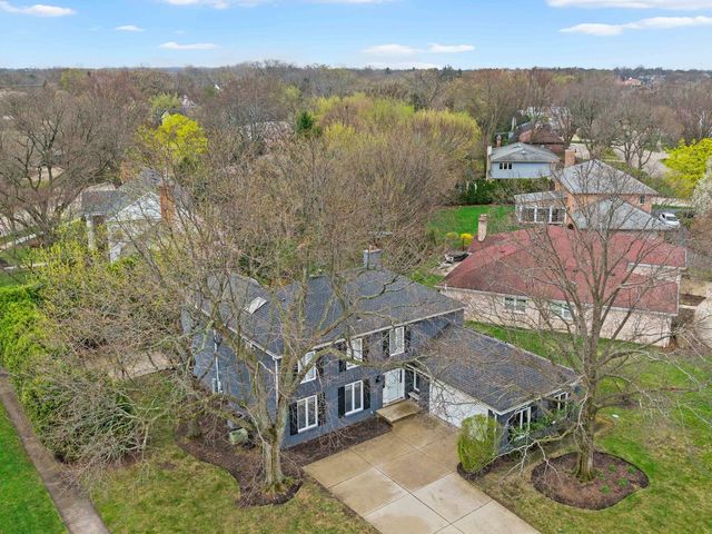 2409 The Strand, Northbrook, IL 60062