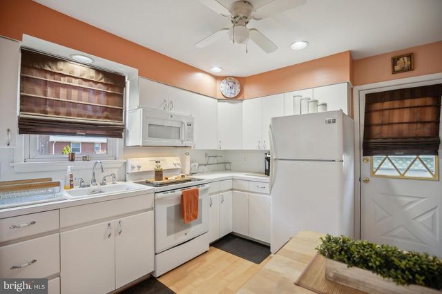 2248 MARLON AVENUE, Pennsauken, NJ 08110
