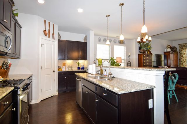 211 Hempstead Ct, Gallatin, TN 37066