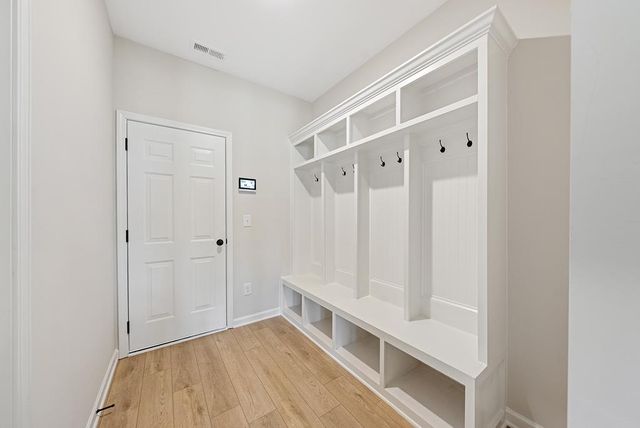 106 Beaver Creek Way, Lagrange, GA 30241