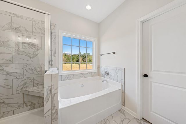 106 Beaver Creek Way, Lagrange, GA 30241