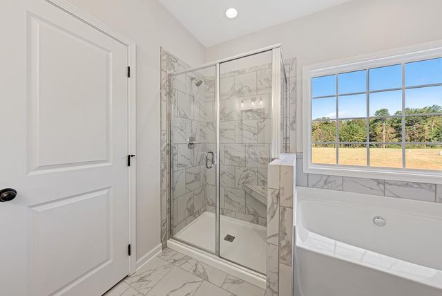 106 Beaver Creek Way, Lagrange, GA 30241