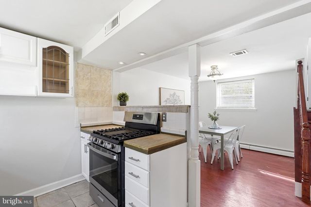 4422 HAMILTON DR, Woodbridge, VA 22193