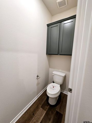 300 Erica Way, Lindale, TX 75771