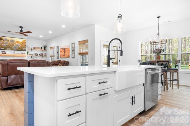 226 Carters Farm Drive, Statesville, NC 28625
