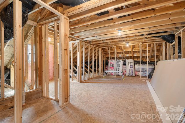226 Carters Farm Drive, Statesville, NC 28625