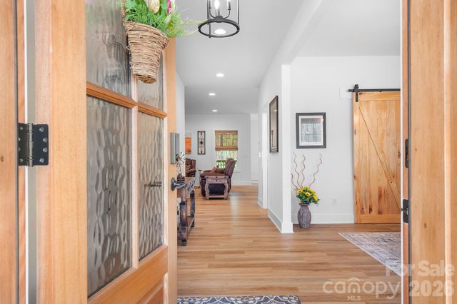 226 Carters Farm Drive, Statesville, NC 28625