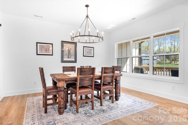 226 Carters Farm Drive, Statesville, NC 28625