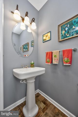 125 STOYER RD, Coatesville, PA 19320