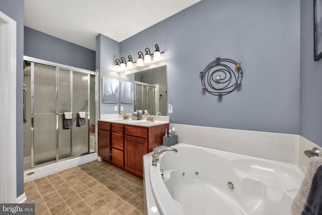 125 STOYER RD, Coatesville, PA 19320