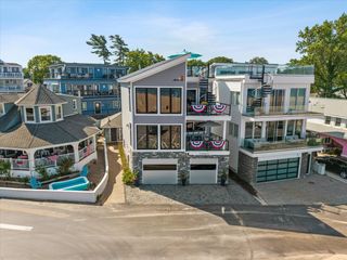 78 Esplanade Place, South Haven City, MI 49090