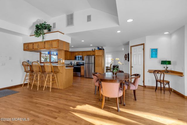 838 Partridge Run, Point Pleasant, NJ 08742