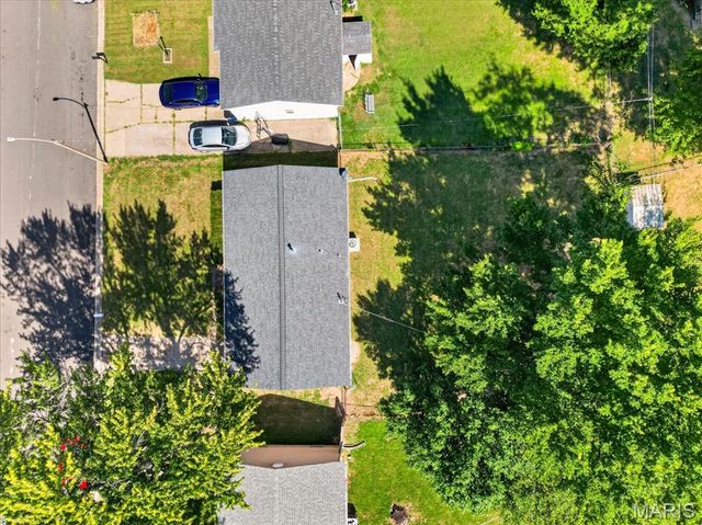 2428 Golfway Drive, St Charles, MO 63301