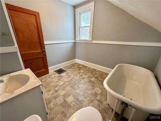 619 Ulster Street, Syracuse, NY 13204