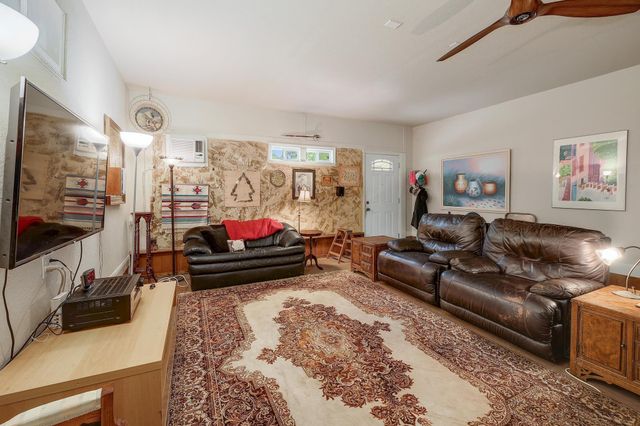 210 Buoy CIR, Georgetown, TX 78633