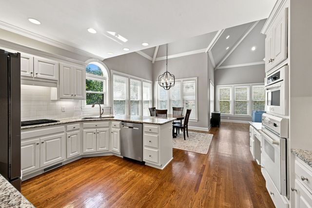 9180 Brushboro Ct, Brentwood, TN 37027
