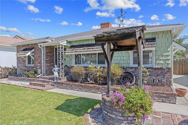 213 E Floral Avenue, Arcadia, CA 91006