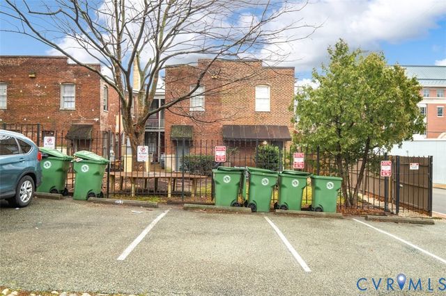 218 W Main St, Richmond, VA 23220