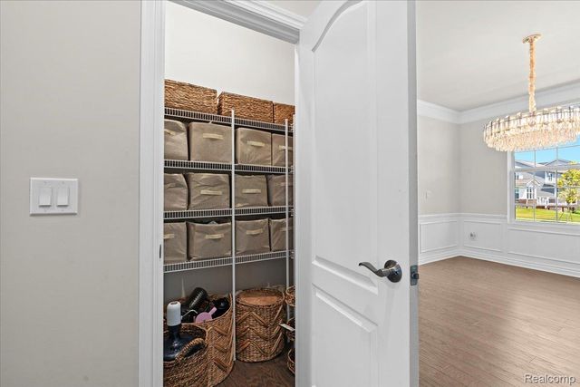 2882 Trillium Hills Drive, Commerce Charter Township, MI 48382