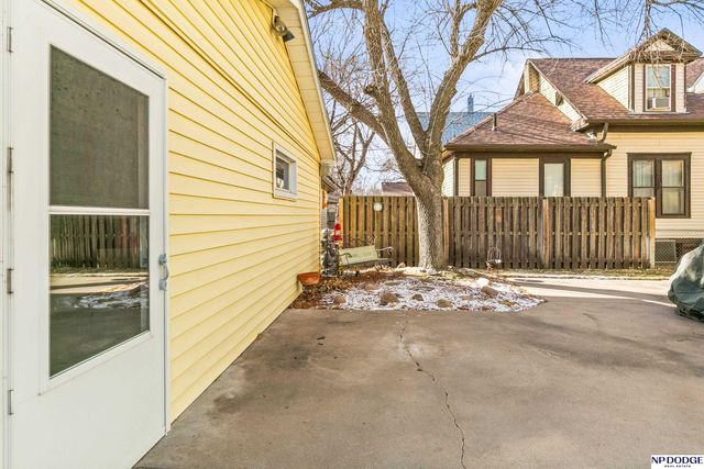 733 E 3 Street, Fremont, NE 68025