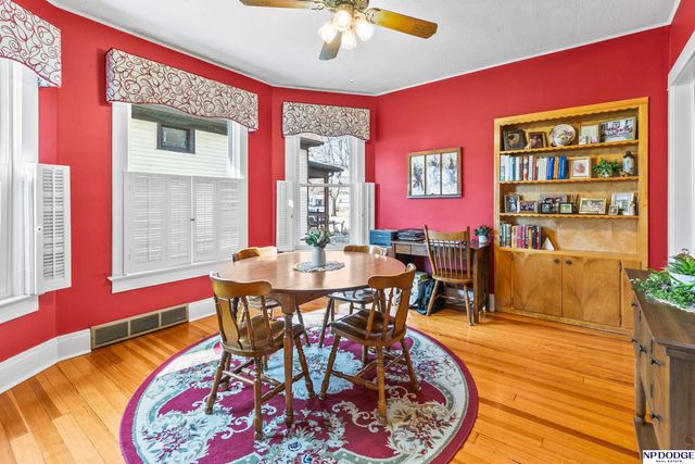 733 E 3 Street, Fremont, NE 68025