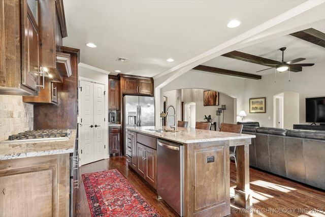 6706 E 86th Place N, Owasso, OK 74055