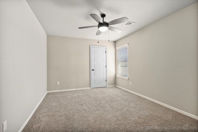 6706 E 86th Place N, Owasso, OK 74055