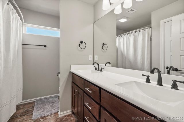 6706 E 86th Place N, Owasso, OK 74055