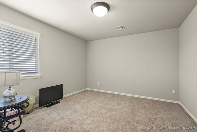 6706 E 86th Place N, Owasso, OK 74055