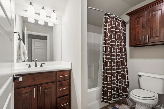 6706 E 86th Place N, Owasso, OK 74055