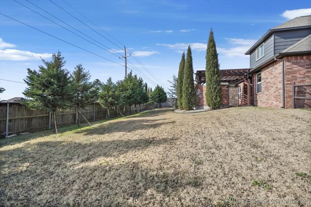 6706 E 86th Place N, Owasso, OK 74055