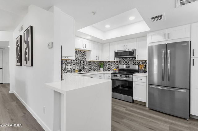 9360 E PURDUE Avenue 229, Scottsdale, AZ 85258