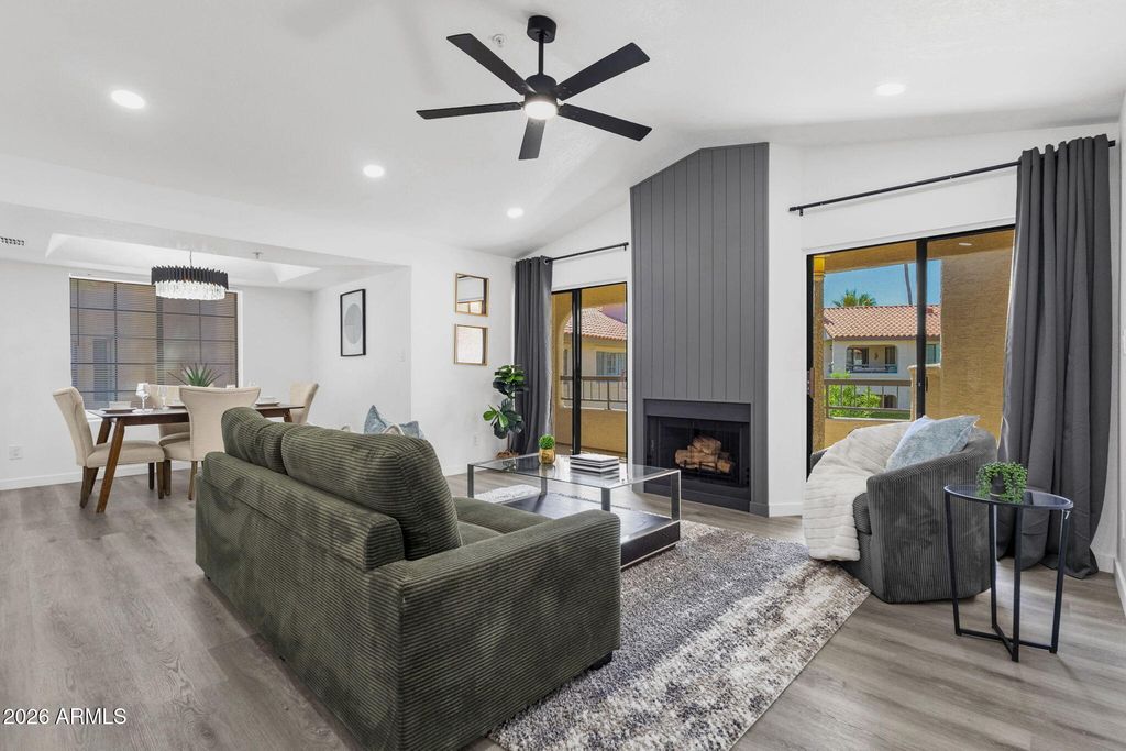 9360 E PURDUE Avenue 229, Scottsdale, AZ 85258