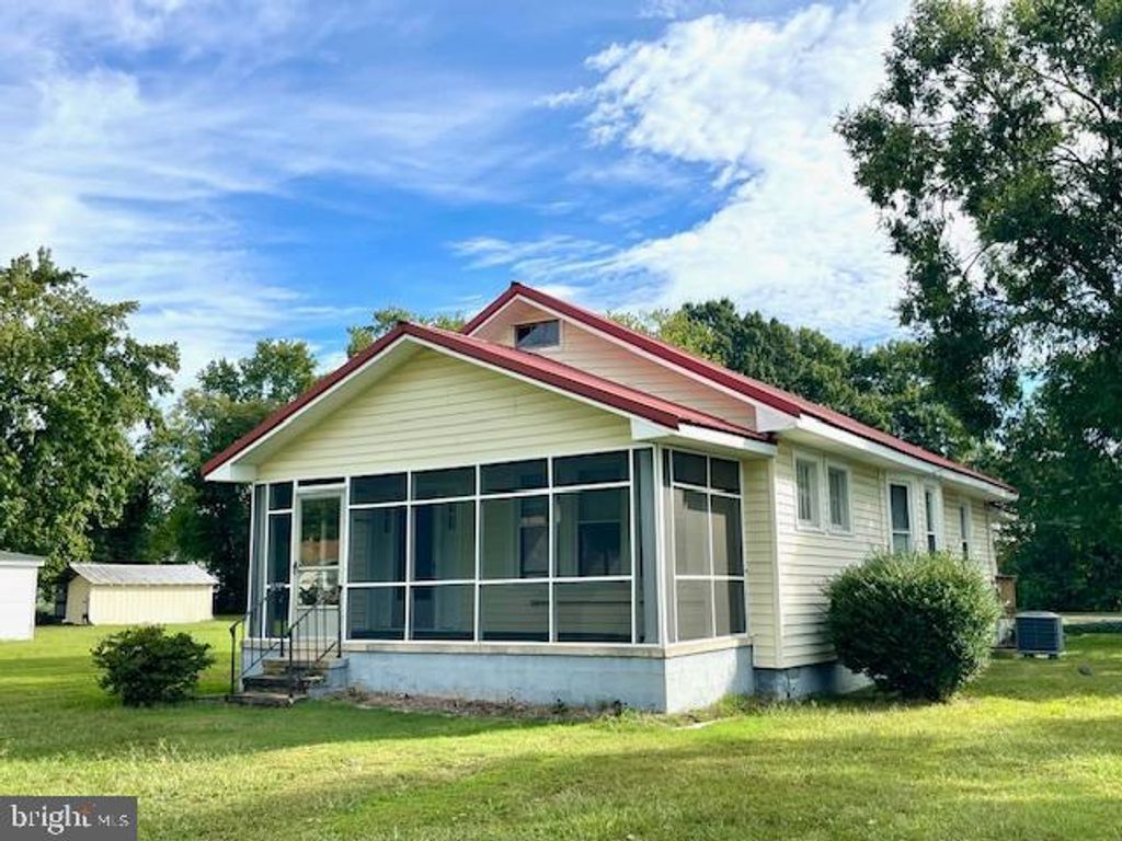 5381 POTOMAC DR, King George, VA 22485