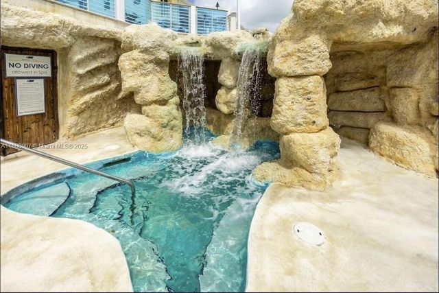 97501 Overseas Hwy 312, Key Largo, FL 33037