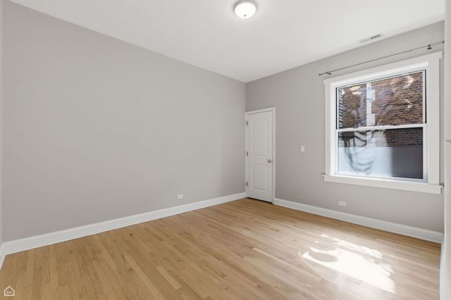 4444 N Beacon Street 1, Chicago, IL 60640