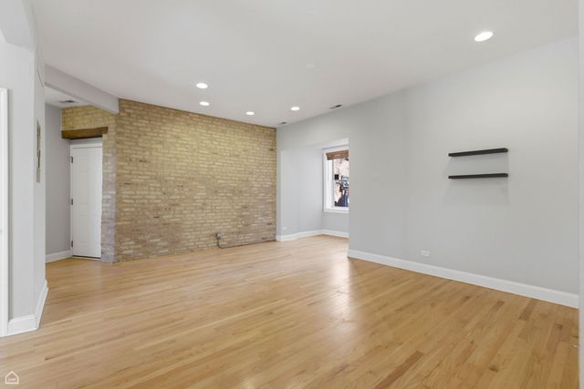 4444 N Beacon Street 1, Chicago, IL 60640