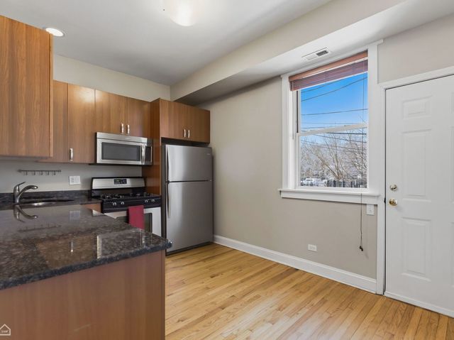 4444 N Beacon Street 1, Chicago, IL 60640