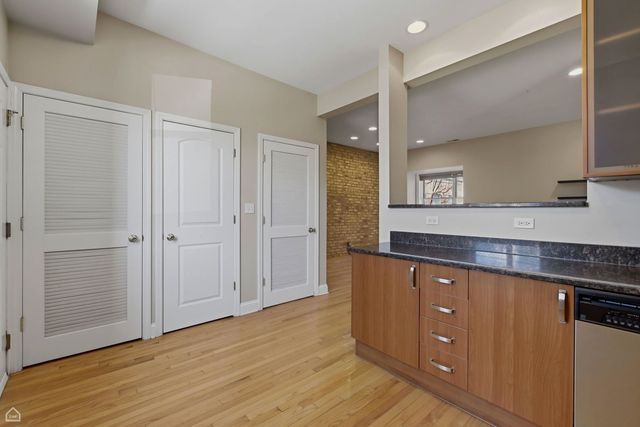 4444 N Beacon Street 1, Chicago, IL 60640